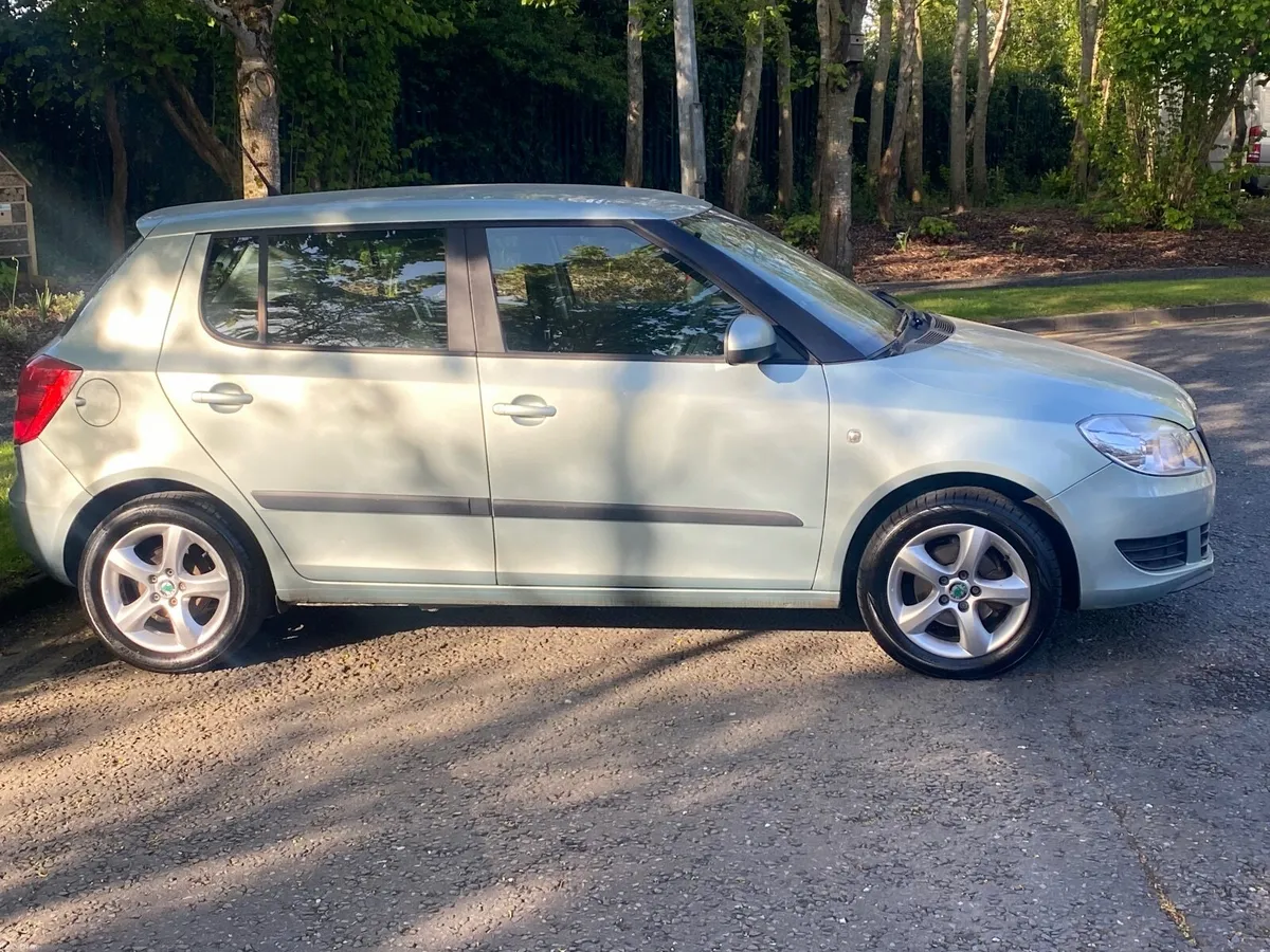 Skoda Fabia 2011 - Image 4