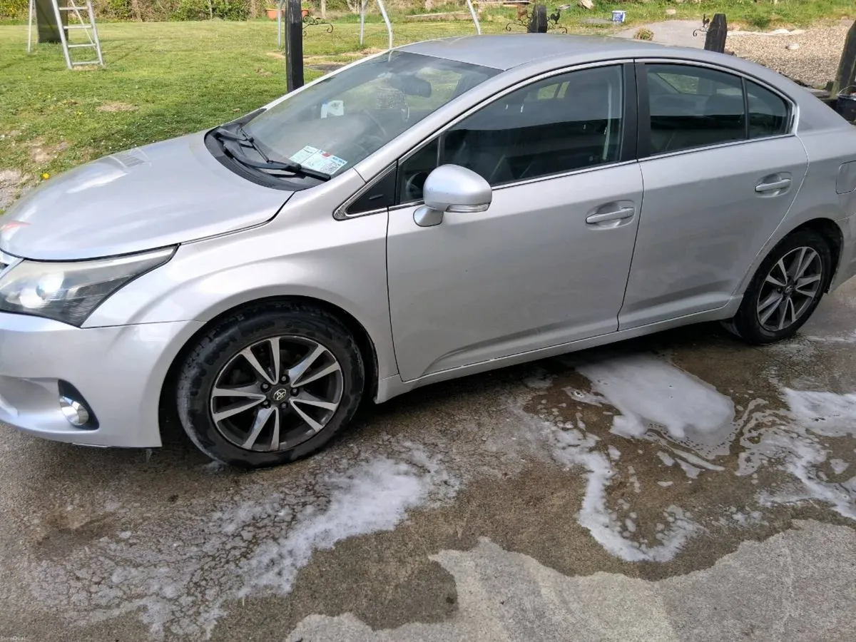 Toyota Avensis - Image 4