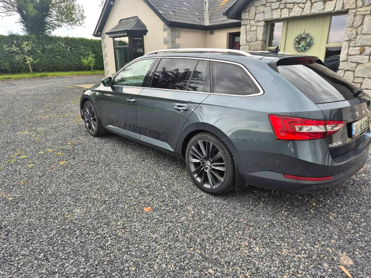 Skoda Superb 1.6 Diesel Style DSG - Image 6