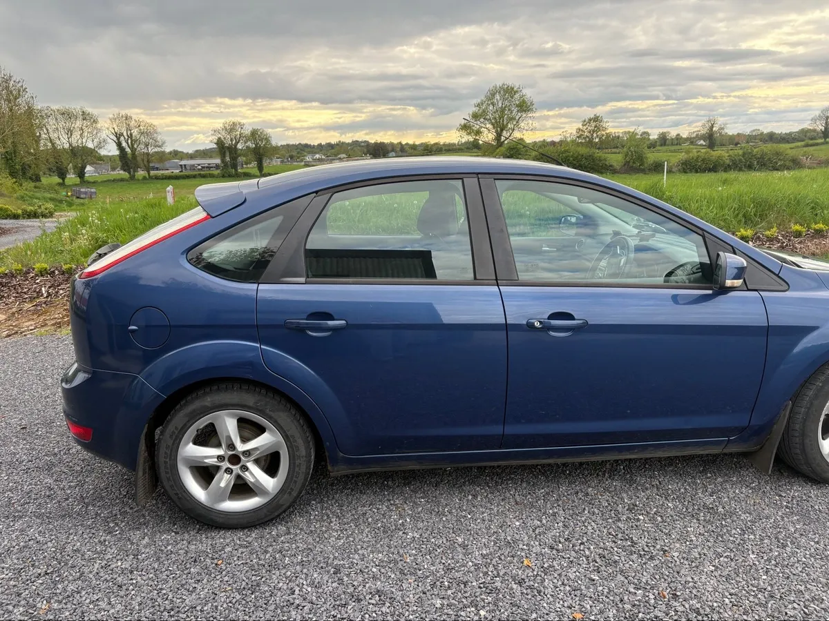Ford Focus 2009 - Image 4