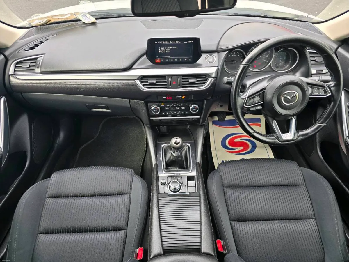 2017 Mazda 6 Executive - Image 2