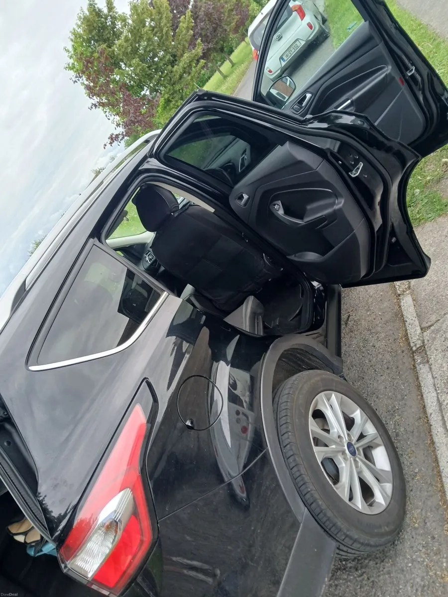 Ford Kuga 2018 - Image 4