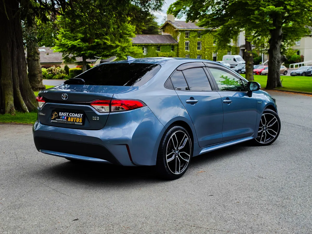 2019 Toyota Corolla 1.8 Petrol Hybrid Auto Luna Sp - Image 3