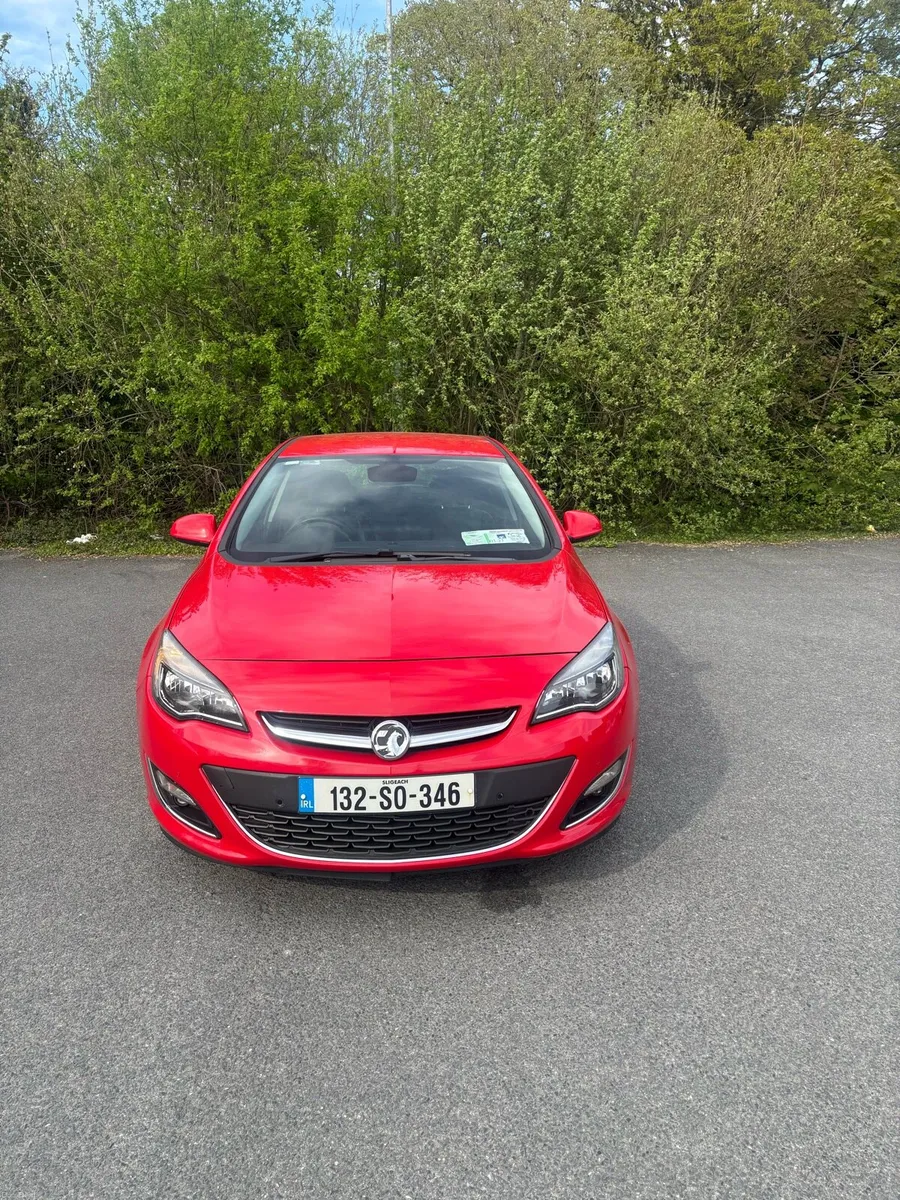 132 Vauxhall Astra 2L Diesel - Image 1