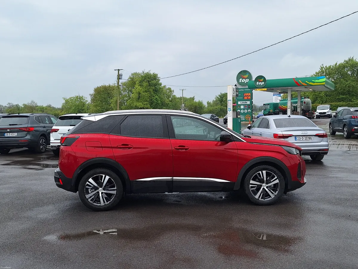 Peugeot 3008 1.5 Auto *High Spec/Camera/Half Leath - Image 2