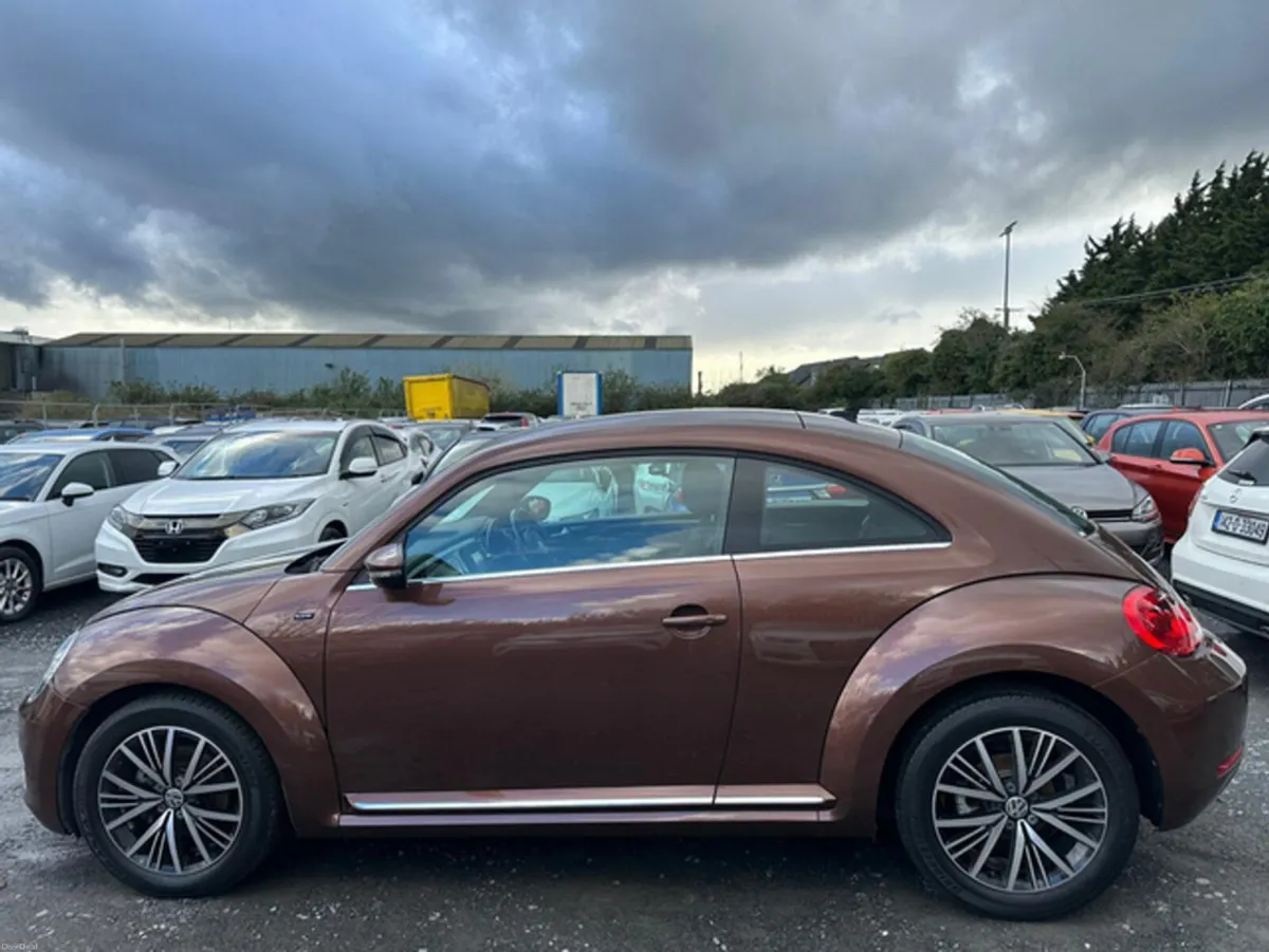 Volkswagen Beetle 1.2 Petrol AUTOMATIC ALL STAR (Q - Image 4