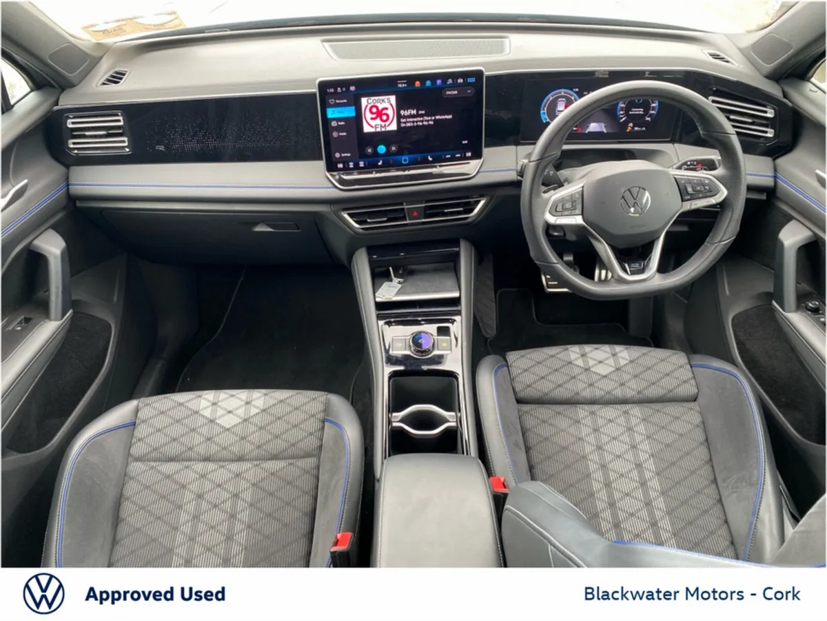Volkswagen Tiguan 2.0TDI 150BHP R-LINE AUTOMATIC W - Image 3