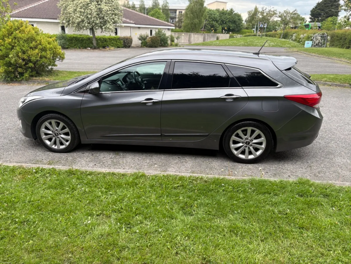 Hyundai i40 1.7 CRDI STYLE 136PS 5DR - Image 4