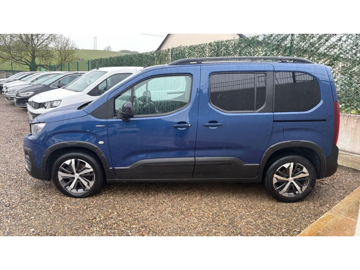 Peugeot Rifter 1.5 GT LINE - Image 4