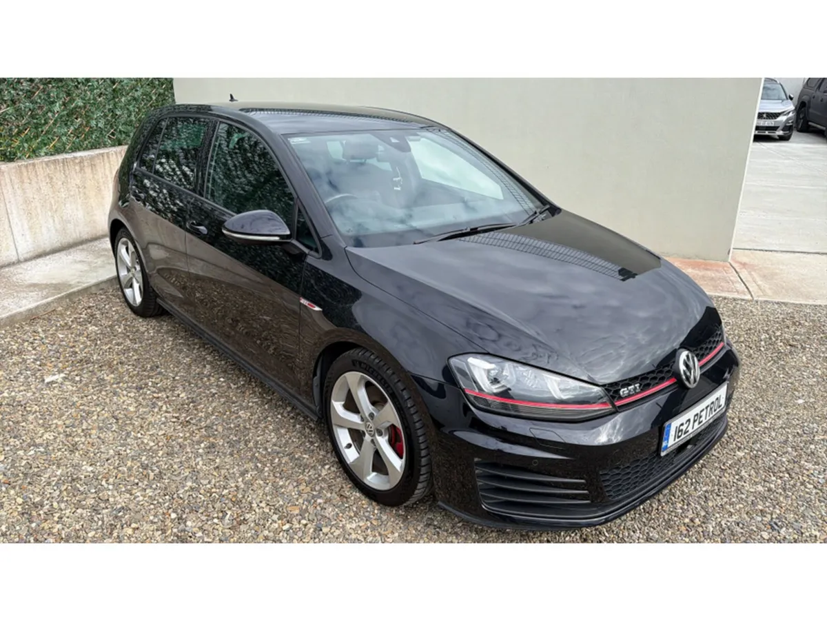 Volkswagen Golf 2.0 GTI DSG - Image 1