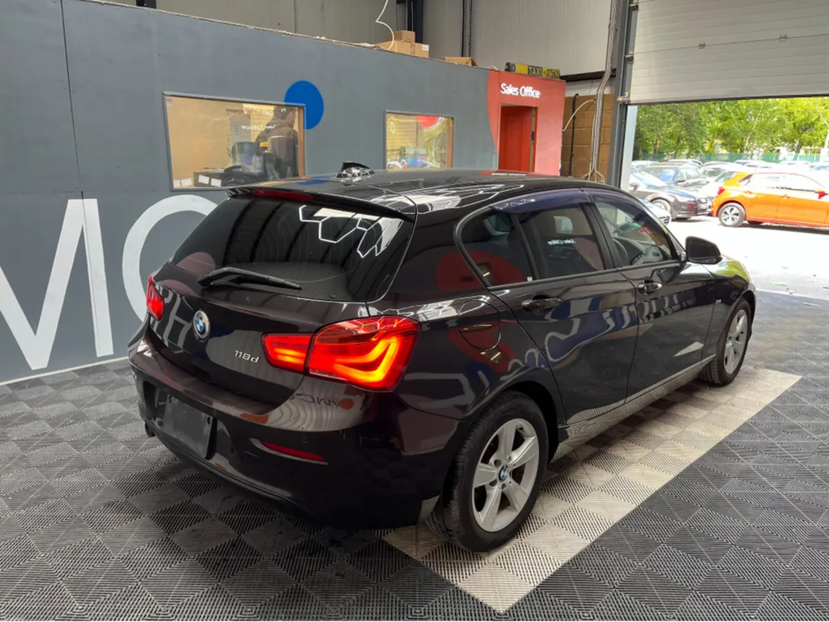 BMW 1-Series 2016 BMW 118D SPORT 2.0 AUTOMATIC / C - Image 2