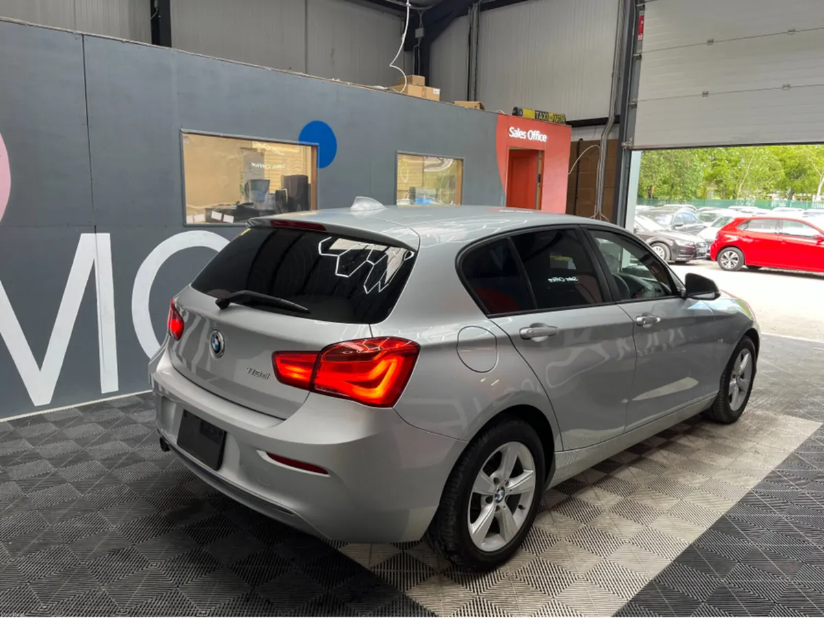 BMW 1-Series 2018 BMW 118D SPORT 2.0 AUTOMATIC / C - Image 2