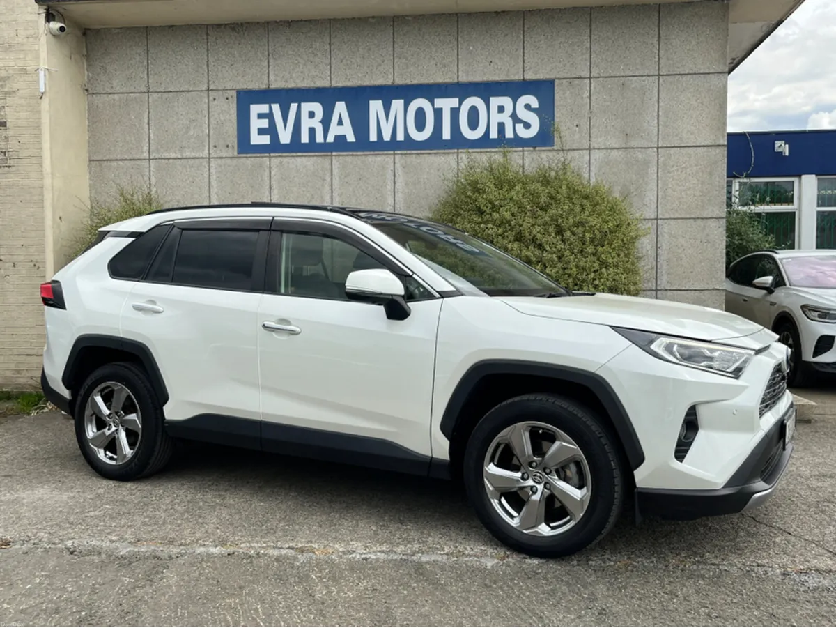 Toyota RAV4 G 4WD AUTOMATIC HYBRID 2.5 PETROL //HI - Image 3