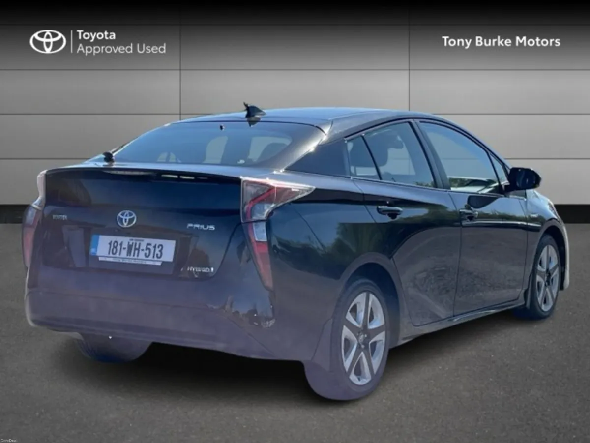 Toyota Prius - 1.8 Hybrid - Luxury Edition - 5dr - - Image 2