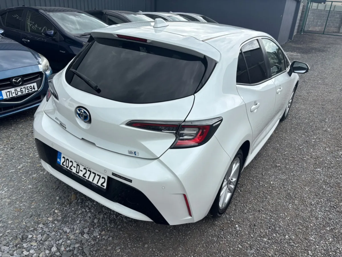 Toyota Corolla SPORT 1.8 BEAUTIFUL CLEAN CAR - Image 3