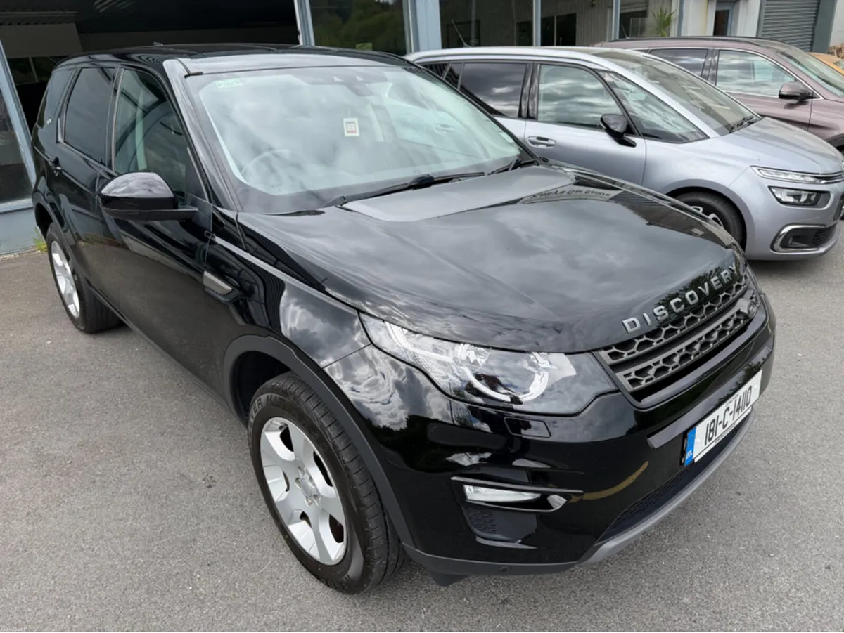 Land Rover Discovery Sport 2.0 SE TECH EDITION NCT - Image 1