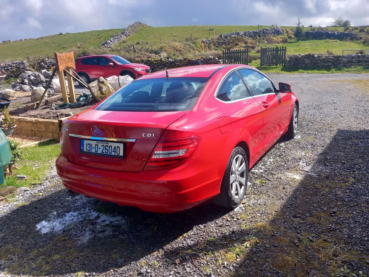 Mercedes-Benz C-Class 2013 - Image 2