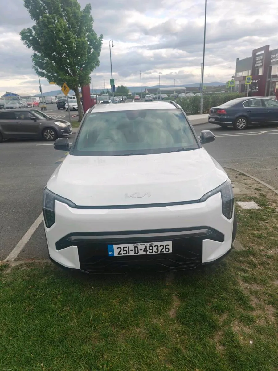 Kia EV3 GT-line 81.4kWh - Image 2
