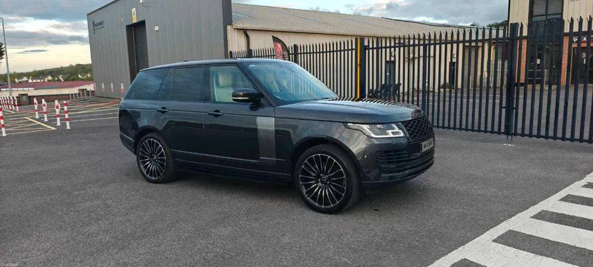 Range Rover - Massive Spec | Warranty | NCT - Image 4