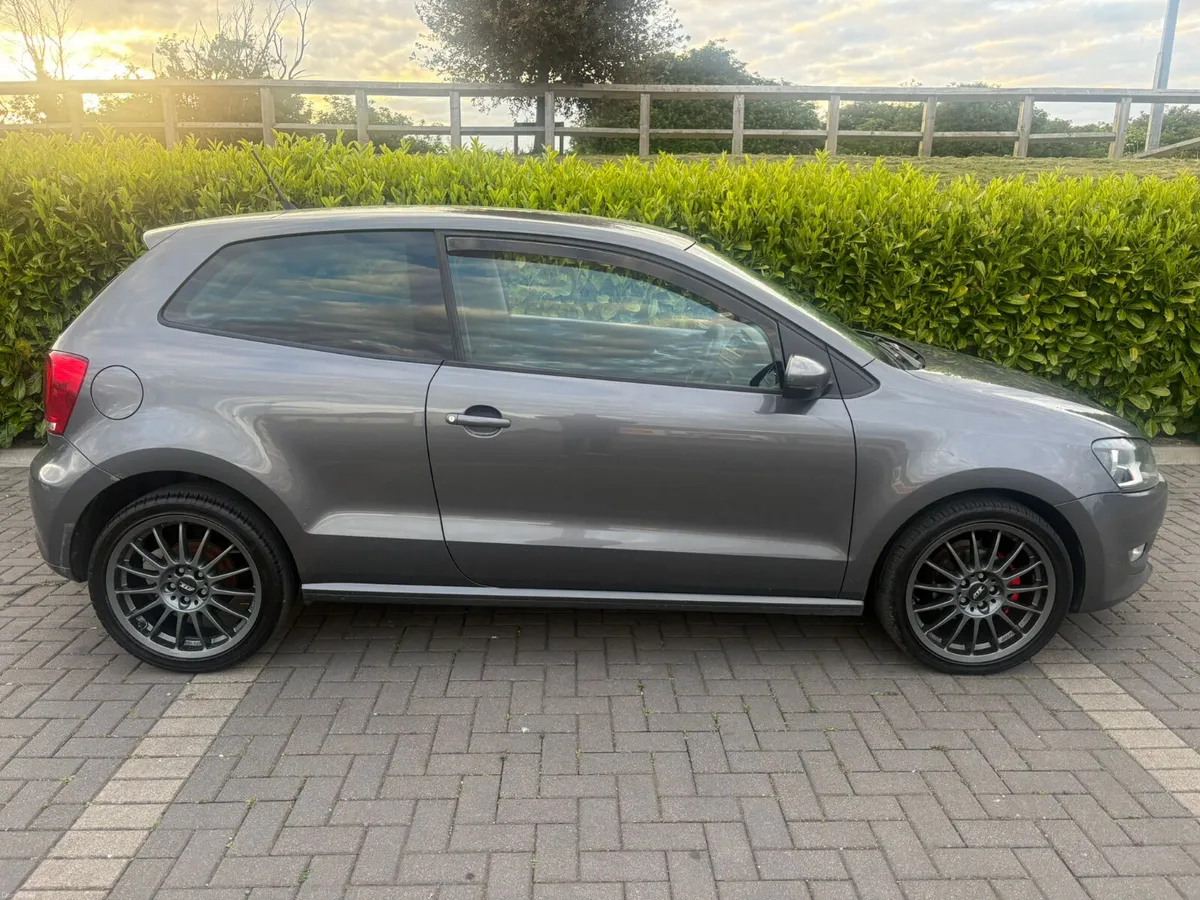 VOLKSWAGEN POLO 1.2 TDI TRENDLINE 3 DOOR - Image 2