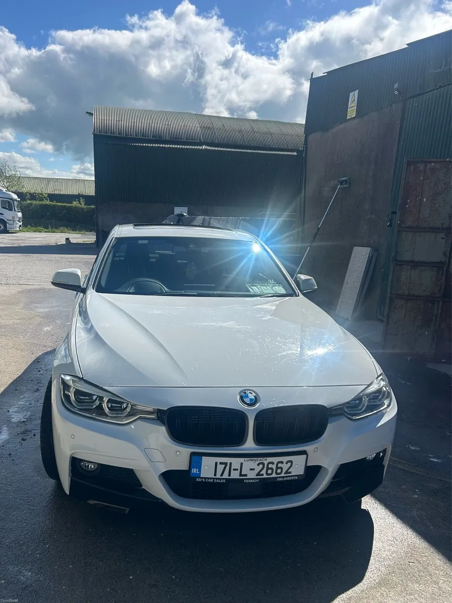 2017 BMW 330e petrol hybrid - Image 1