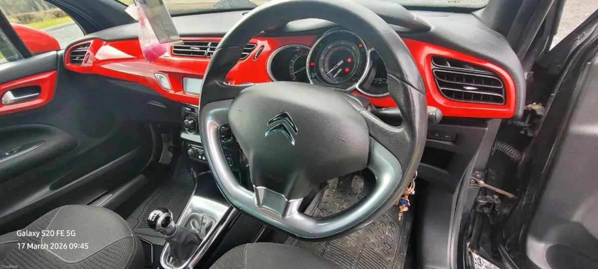 Citreon DS3 2013 1.6 HDI 90Bhp - Image 2
