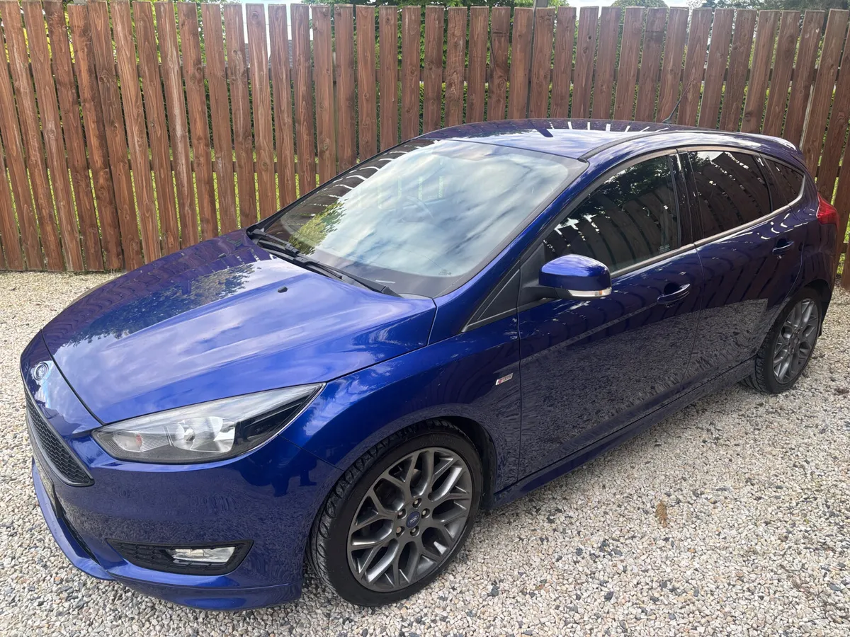 2017 Ford Focus 1.5 ST-LINE, 2 years NCT - Image 3