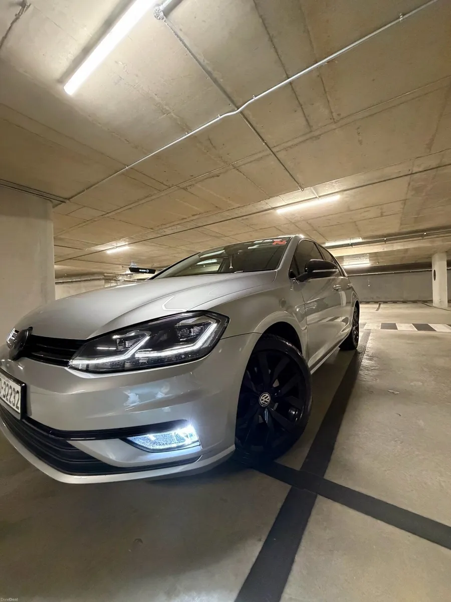 Volkswagen Golf HIGHLINE TSI MK7.5 - Image 3