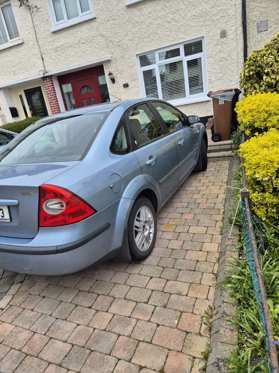 Ford Focus 2006 - Image 2