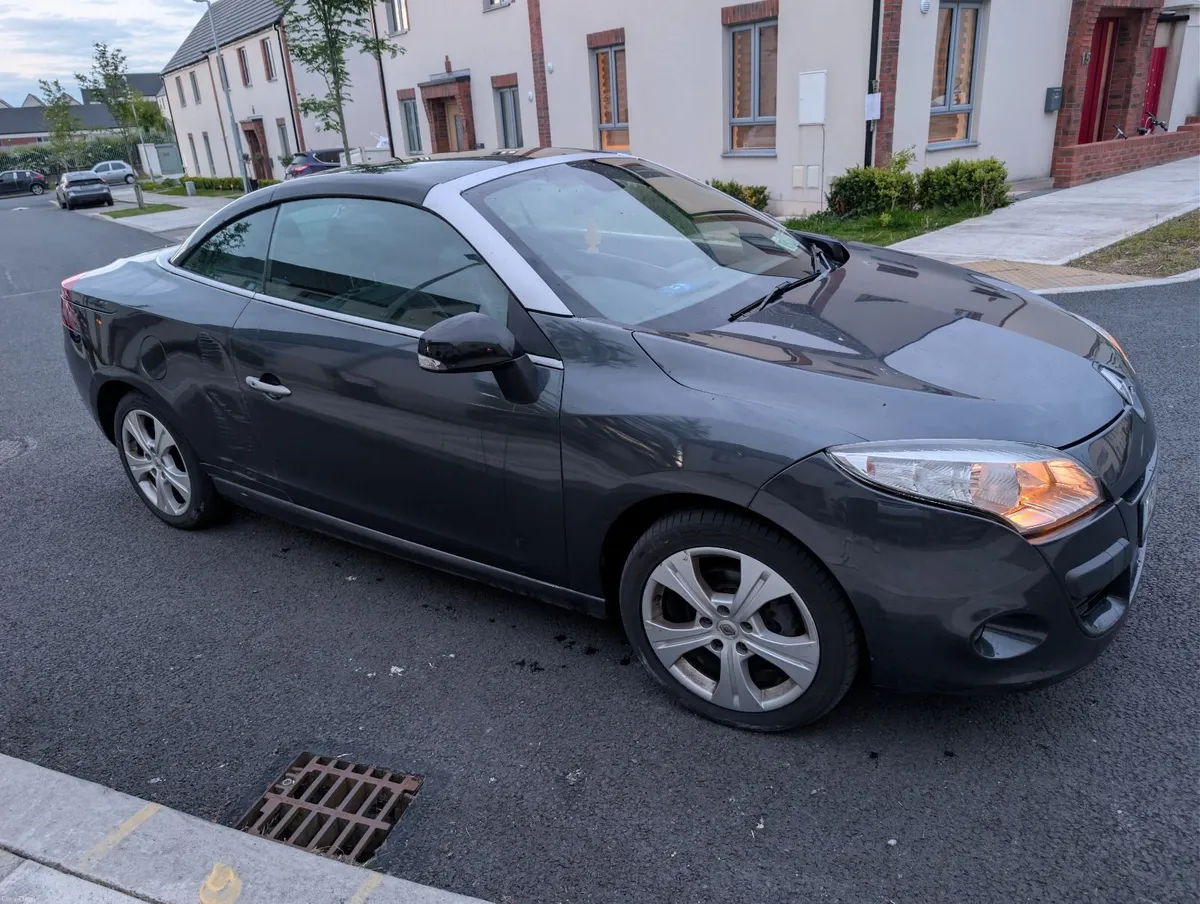Renault Megane 2012 - Image 1
