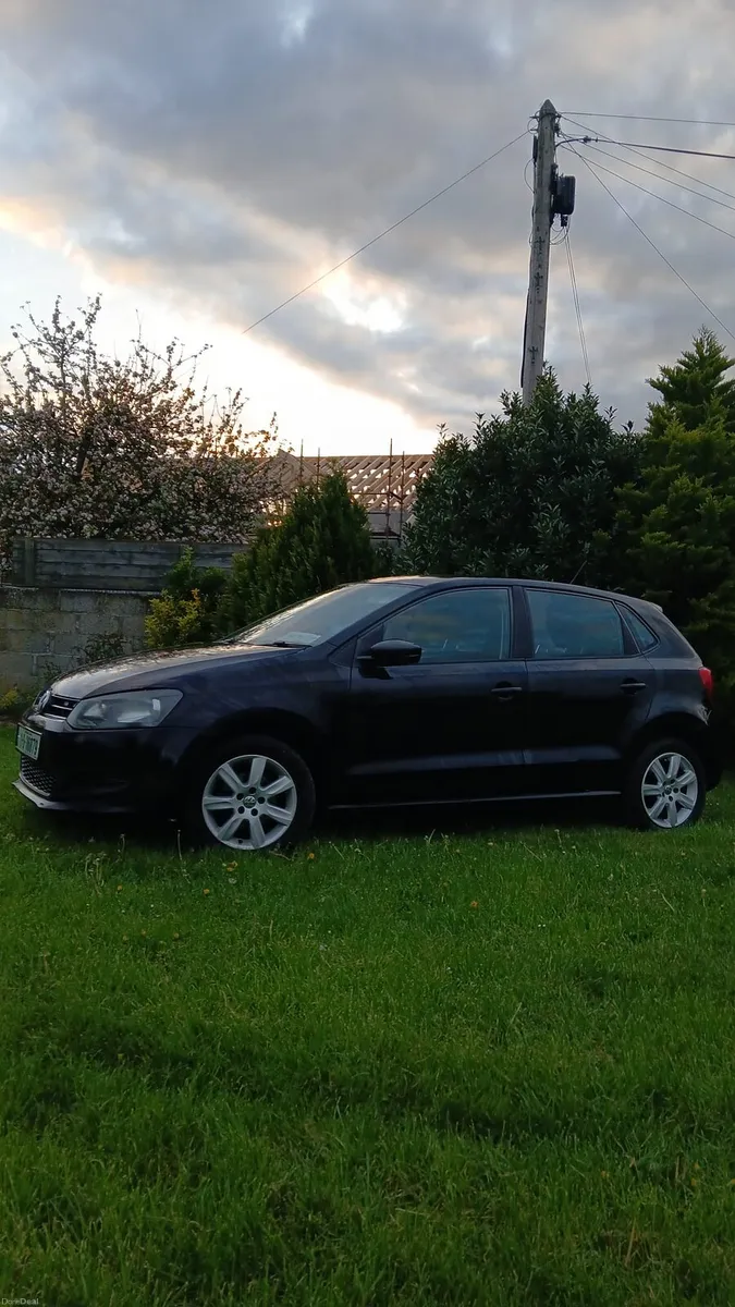 Volkswagen polo - Image 2