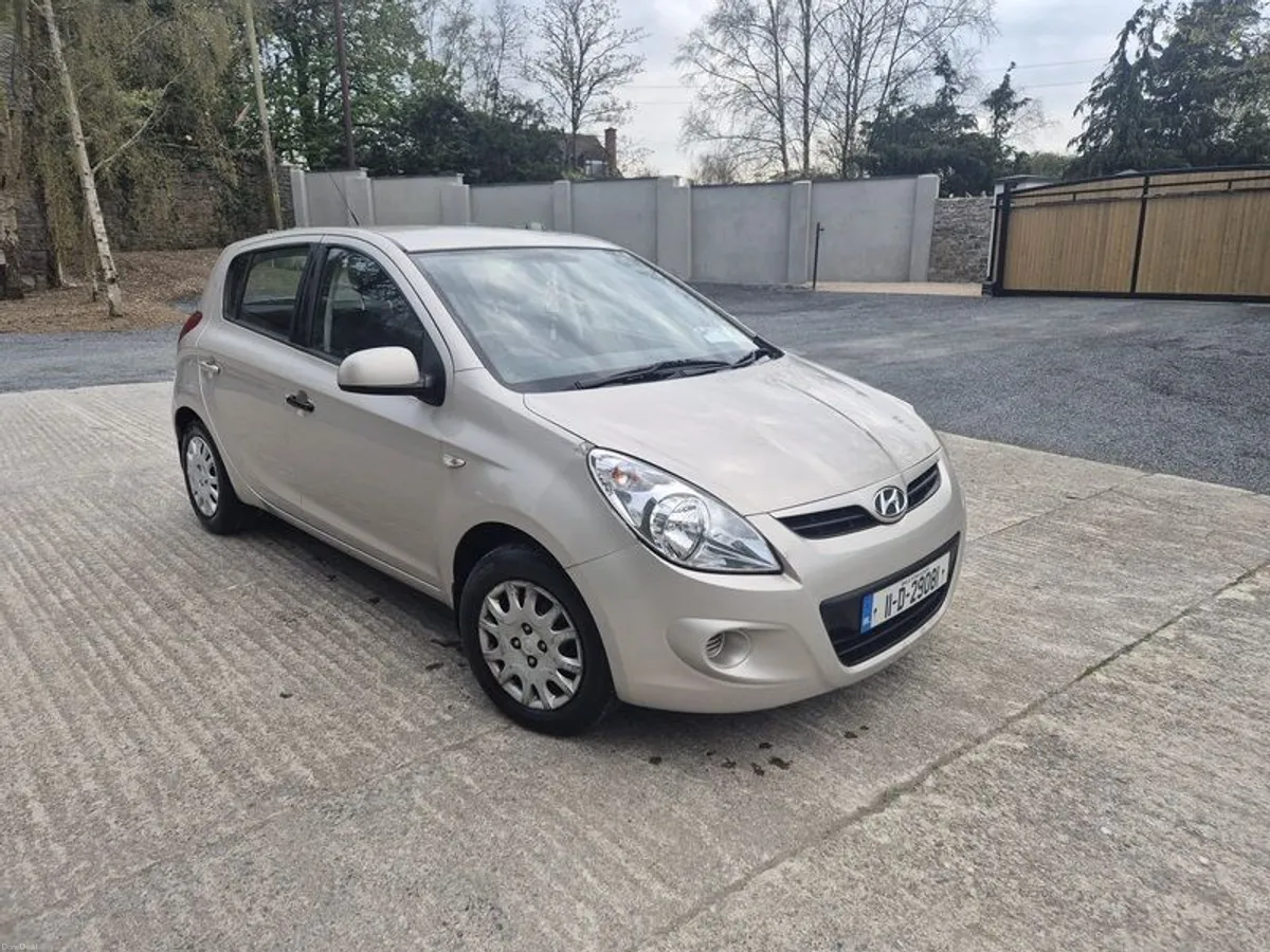 2011 Hyundai I20 - Image 2