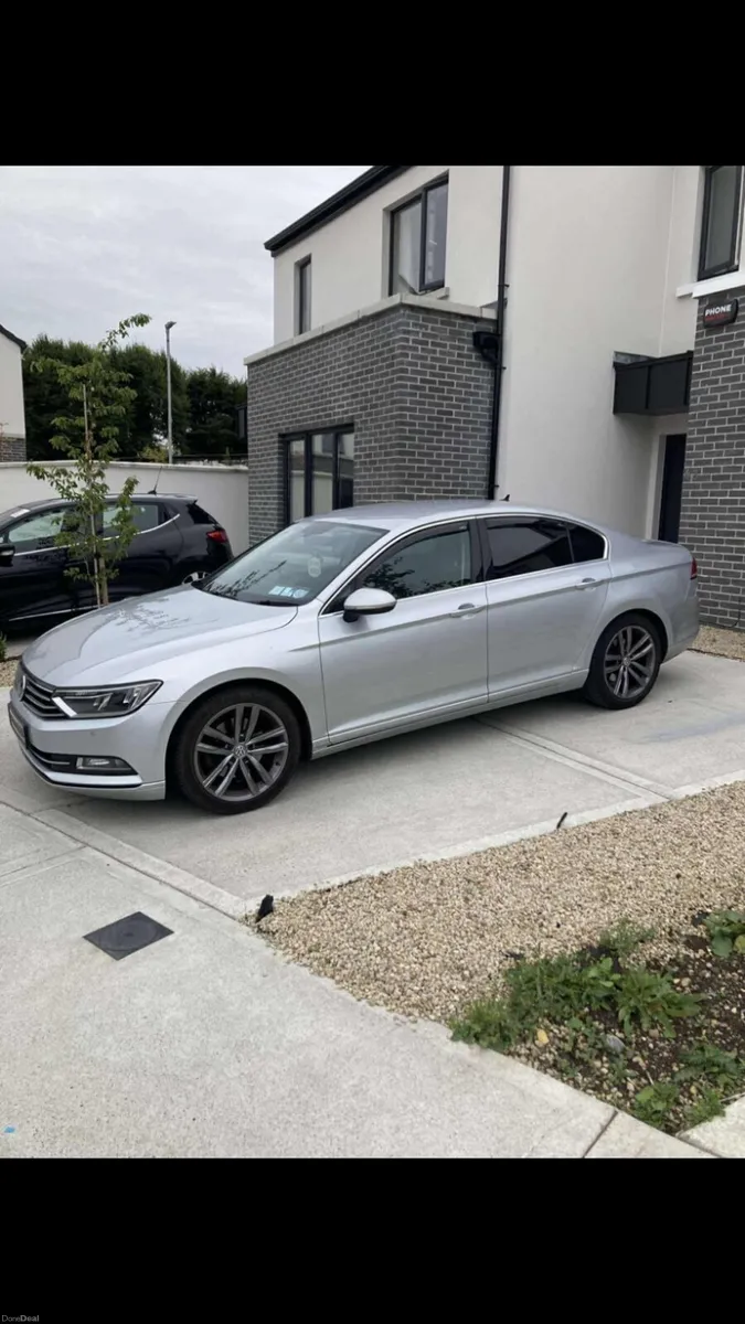 Volkswagen Passat 2018 - Image 4