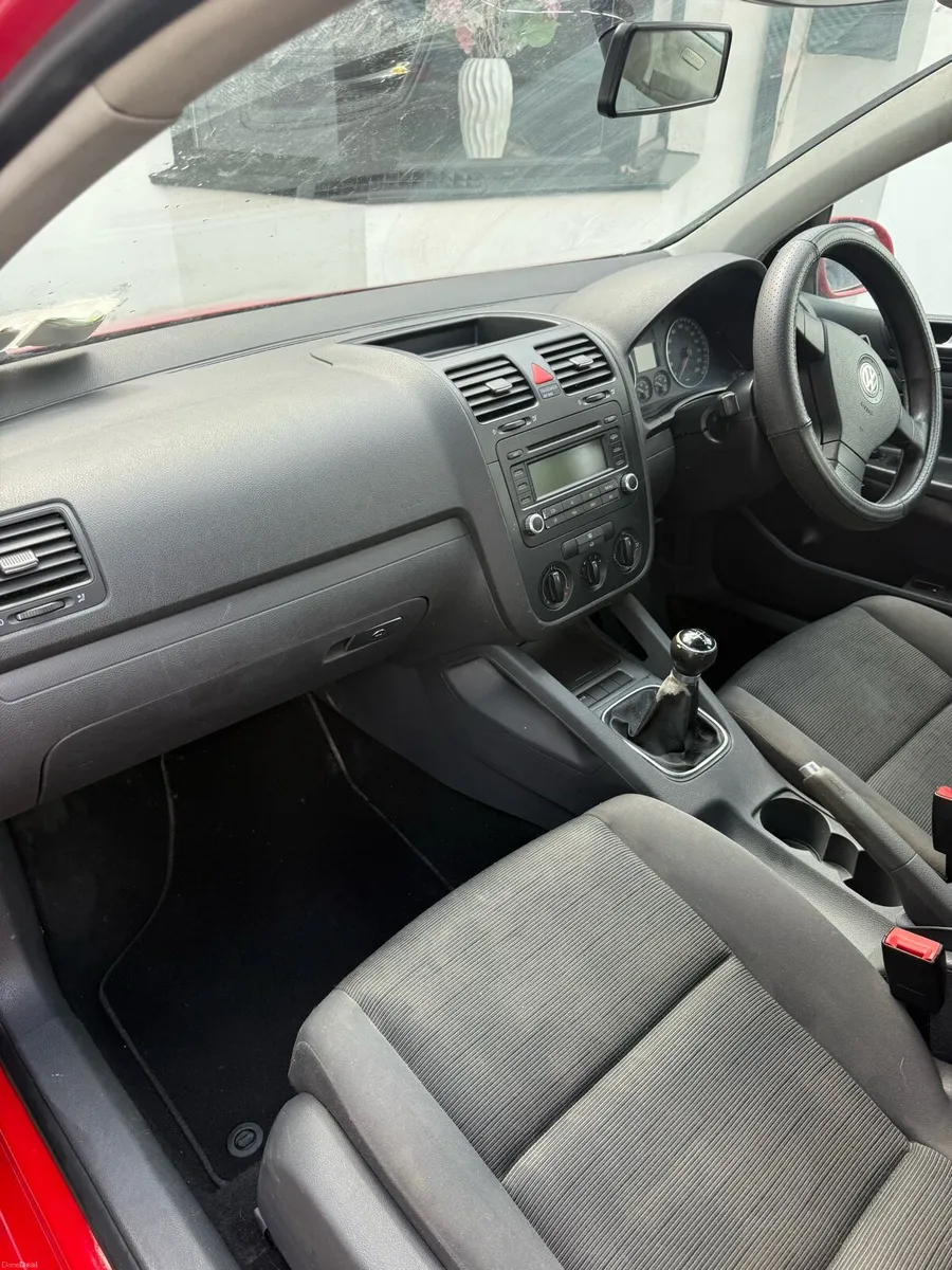 Golf MK5 - Image 2