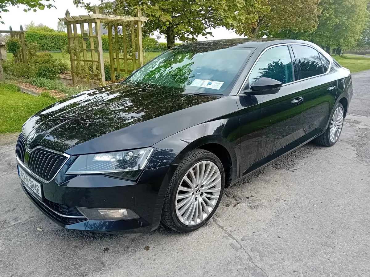 Skoda Superb 2016 Automatic- Light Damage - Image 1