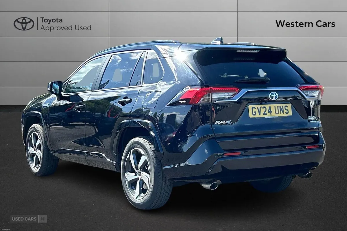 Toyota RAV4 2.5 VVT 18.1kWh Design CVT 4WD Euro 6 - Image 4
