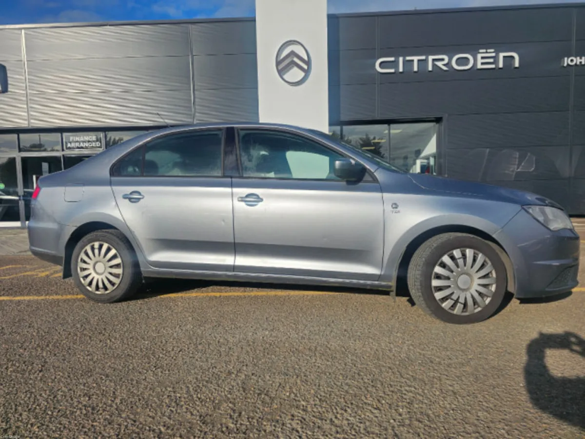 SEAT Toledo 1.6tdi Reference 4DR - Image 4