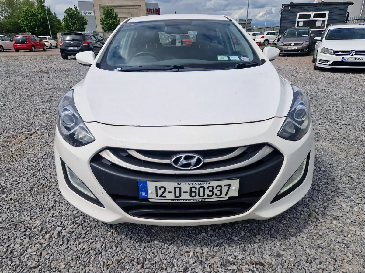 Hyundai i30 2012 - Image 2