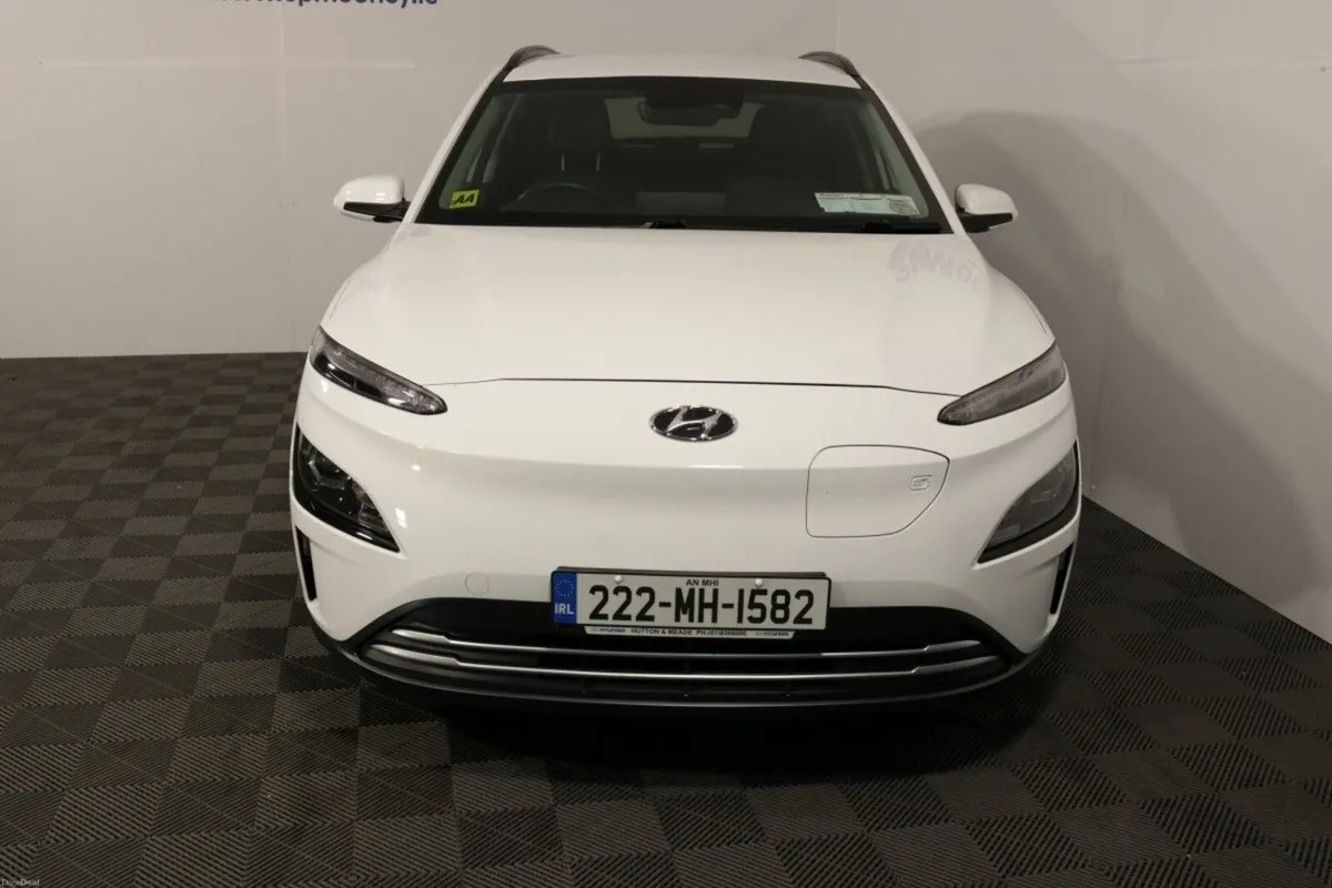 Hyundai KONA ELECTRIC REMIUM 64 KwH EV - Image 2