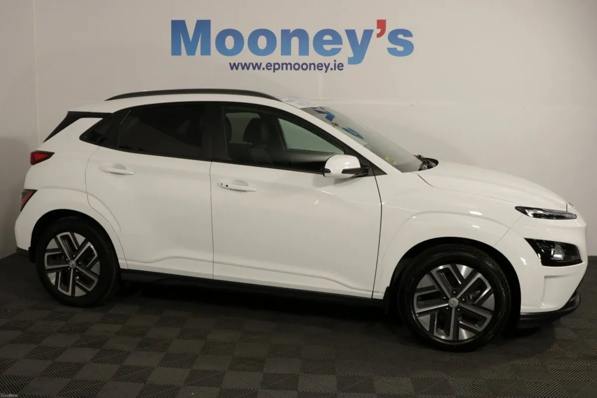 Hyundai KONA ELECTRIC REMIUM 64 KwH EV - Image 3