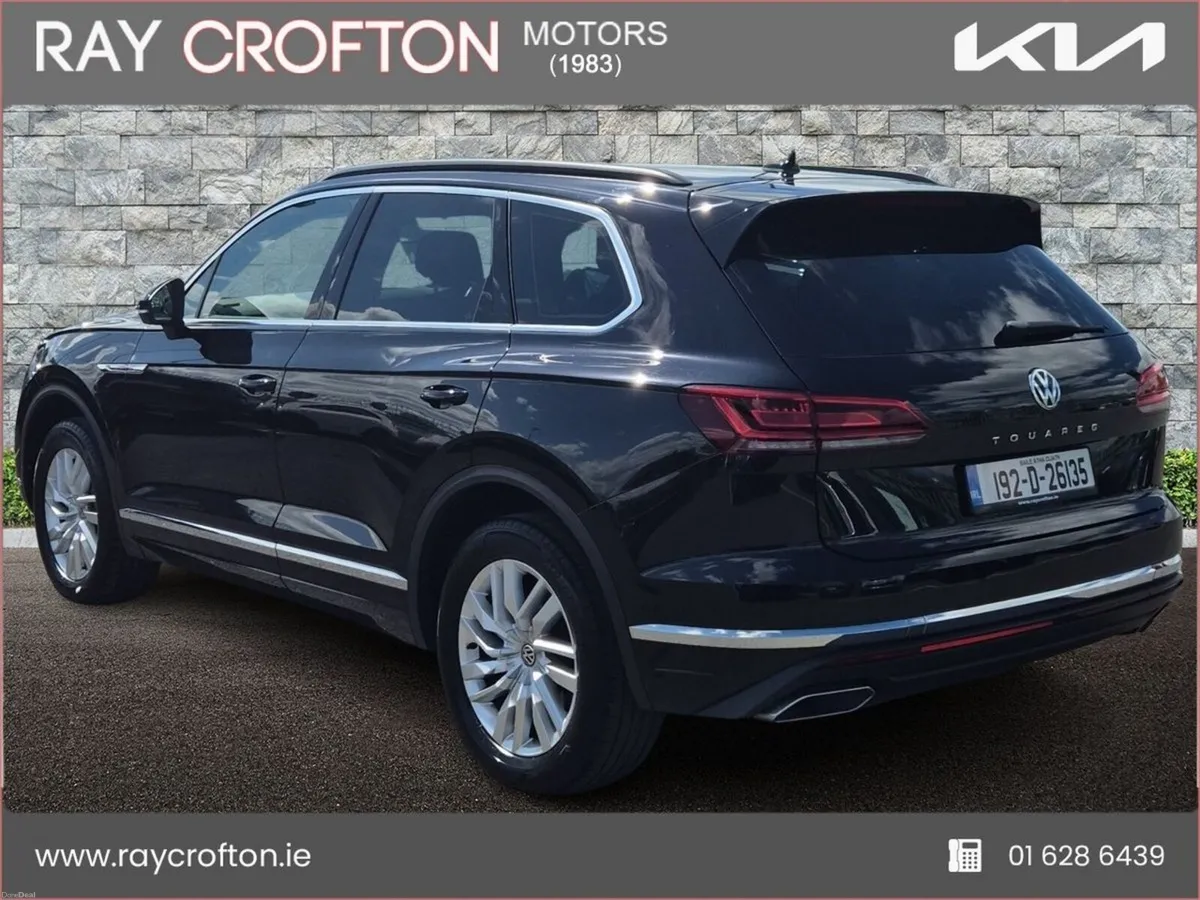 Volkswagen Touareg 3.0TDI 286HP V6 4M DSG Design - Image 4