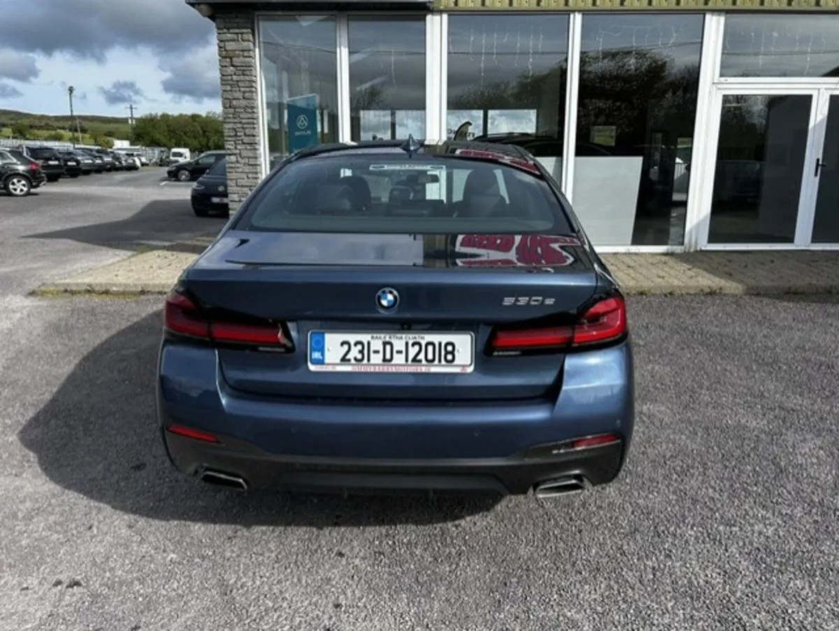 BMW  530e M Sport Plug-In Hybrid - Image 6