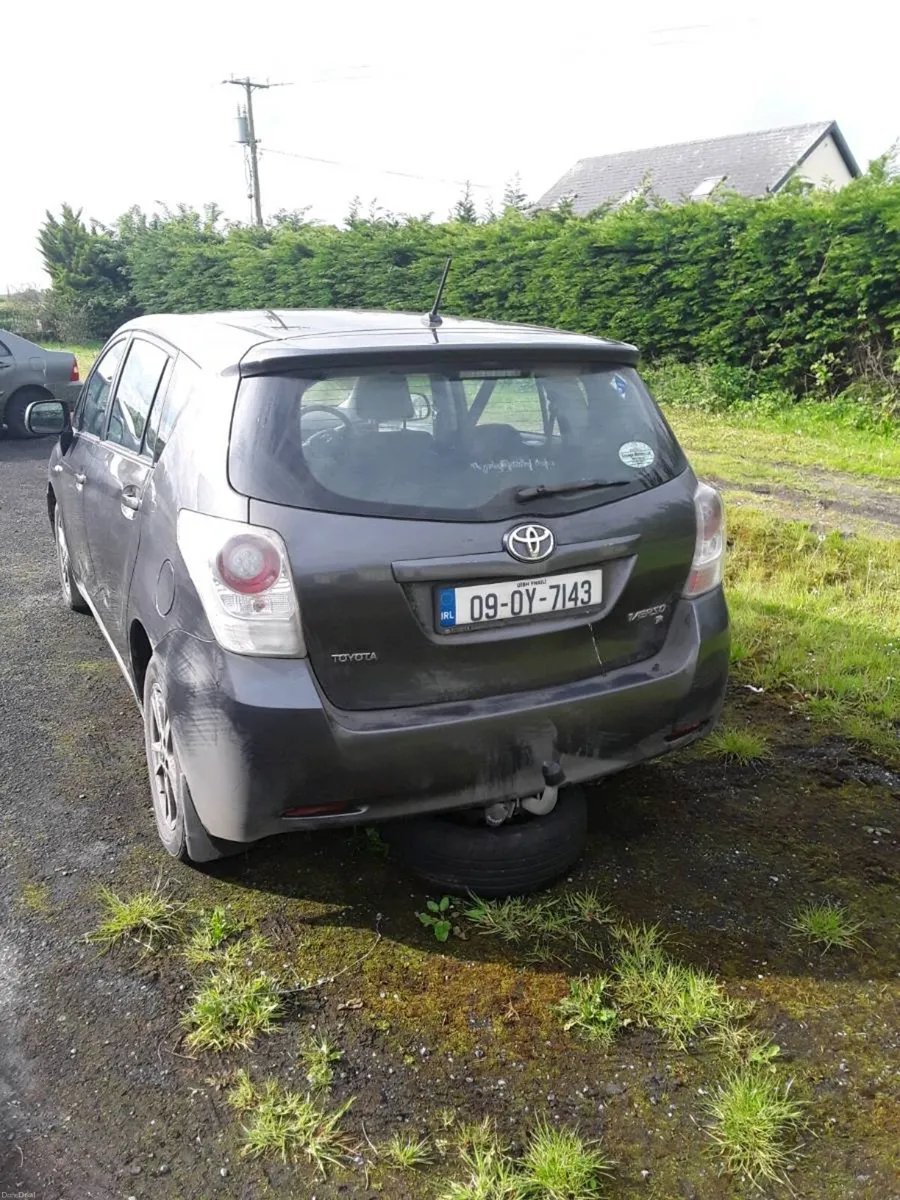 Toyota verso 7 seater diesel  towbar - Image 3
