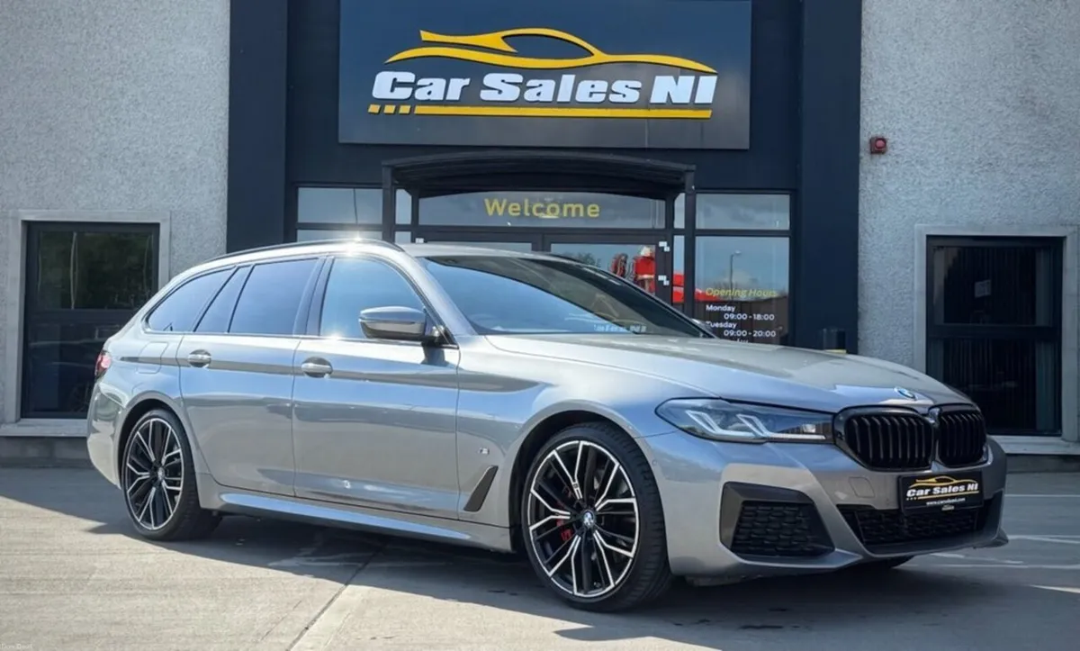 2.0 520d MHT M Sport Touring 5dr Diesel Hybrid Ste - Image 1