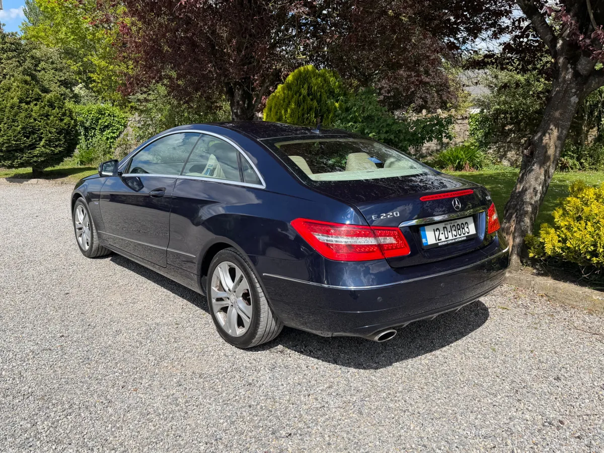 Mercedes-Benz E-Class - Image 5