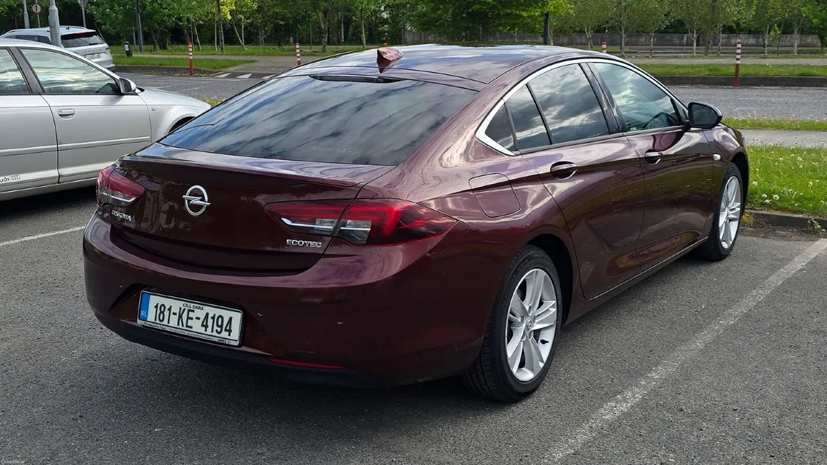 Insignia Grand Sport SRi Petrol | 57k km | FSH NCT - Image 3