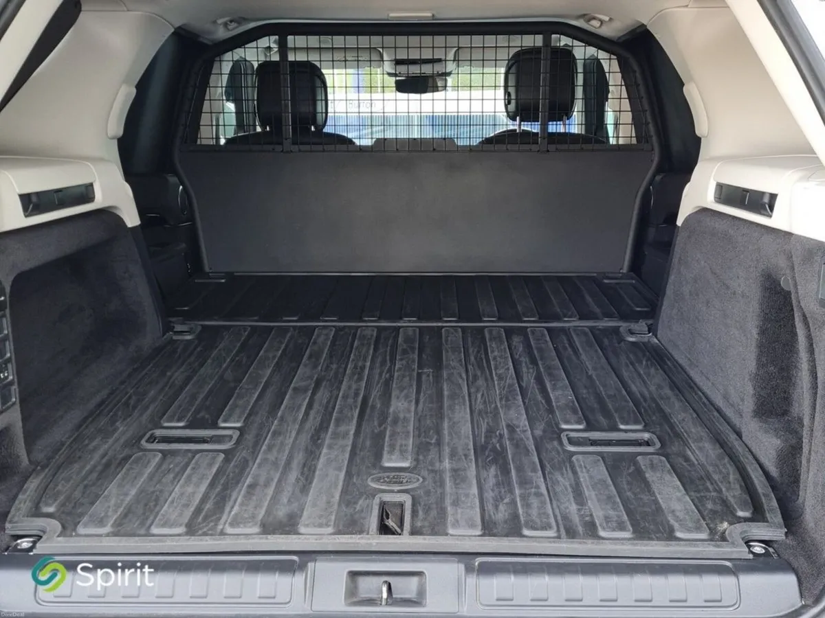 Land Rover Discovery DISCOVERY 3.0 SD6 SE - Image 5