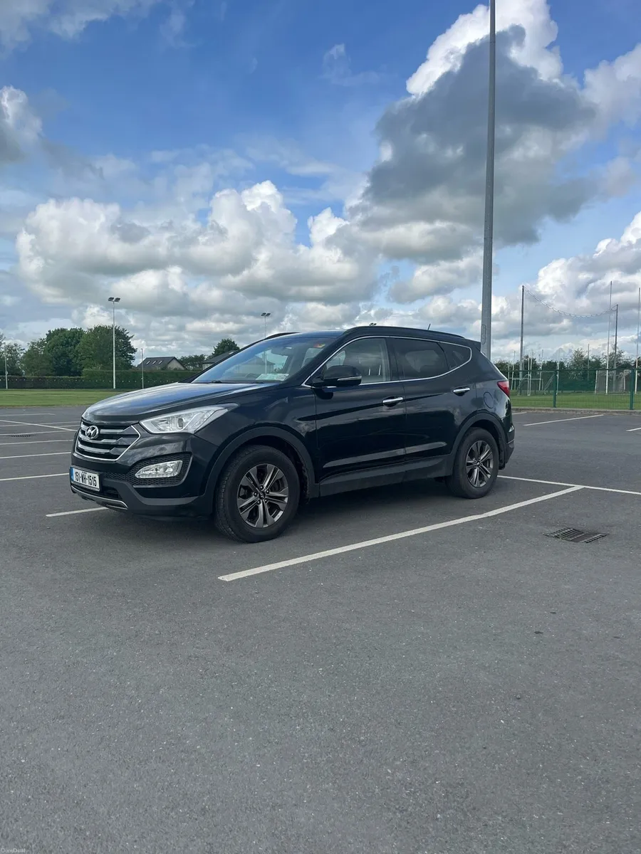 2015 Hyundai Sante Fe - Image 3