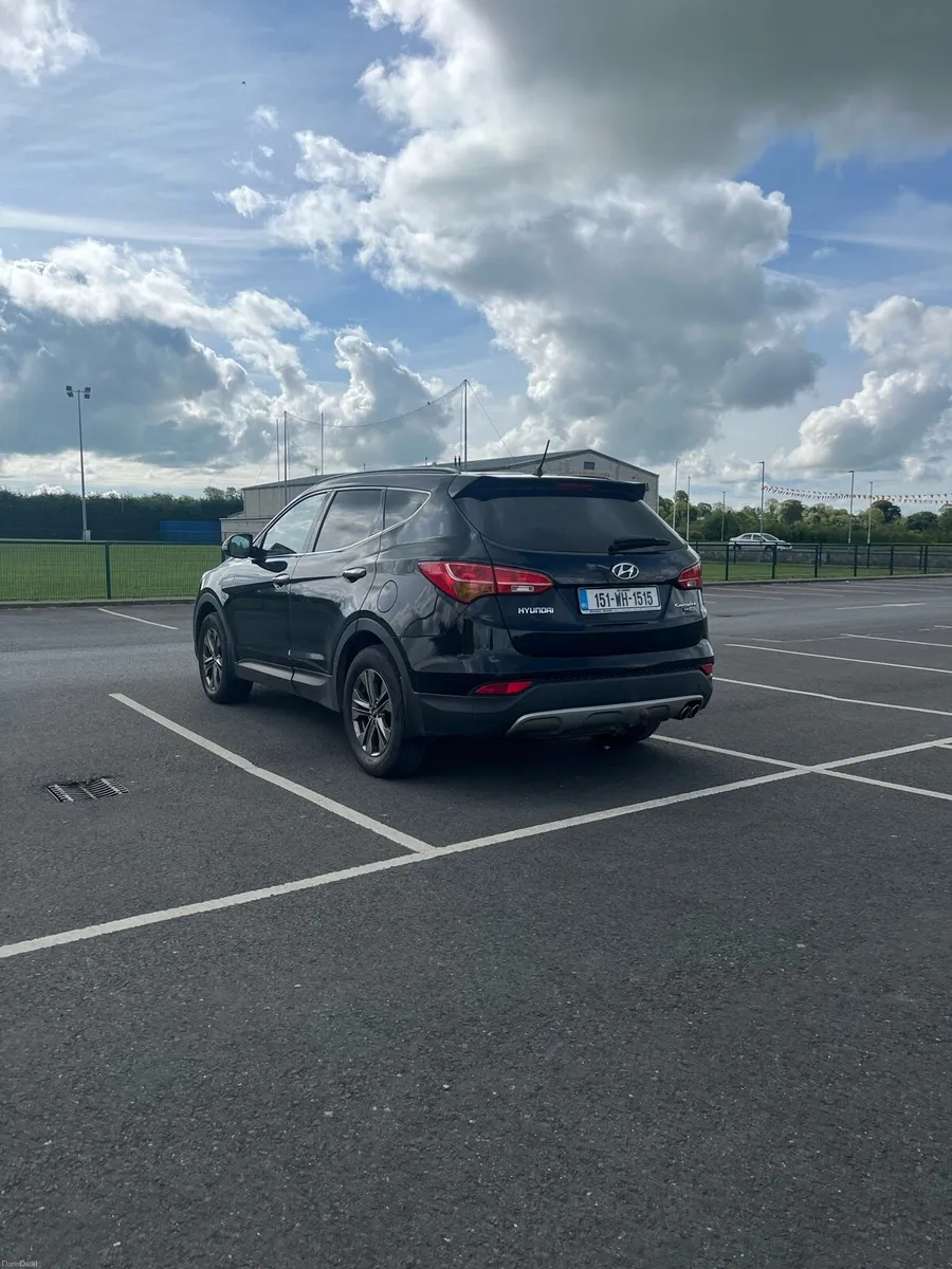 2015 Hyundai Sante Fe - Image 4
