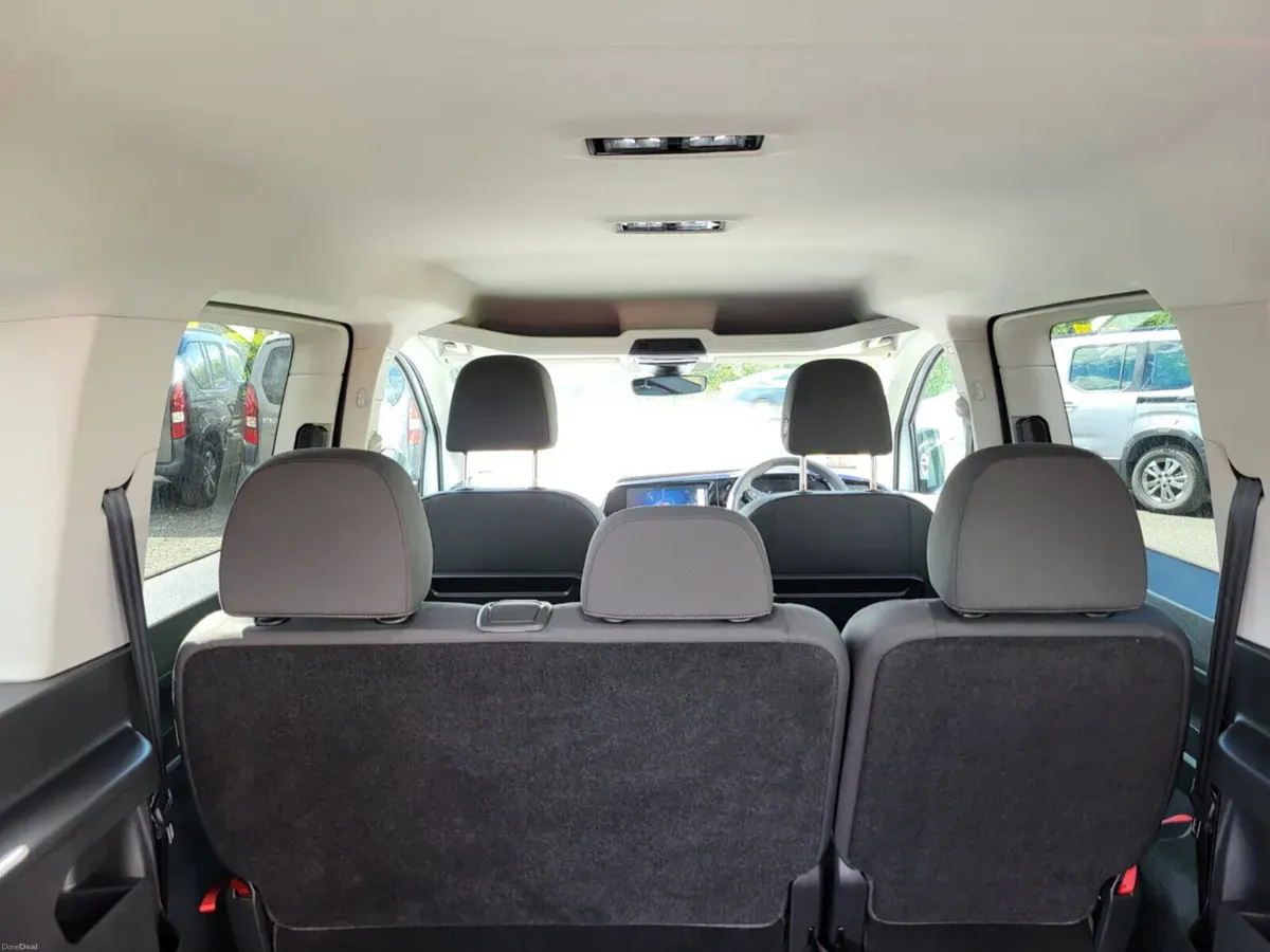 Wheelchair Taxi Spec Ford Tourneo Connect Freedom - Image 1